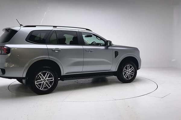 2025 Ford Everest Trend 2.0L thumb-7