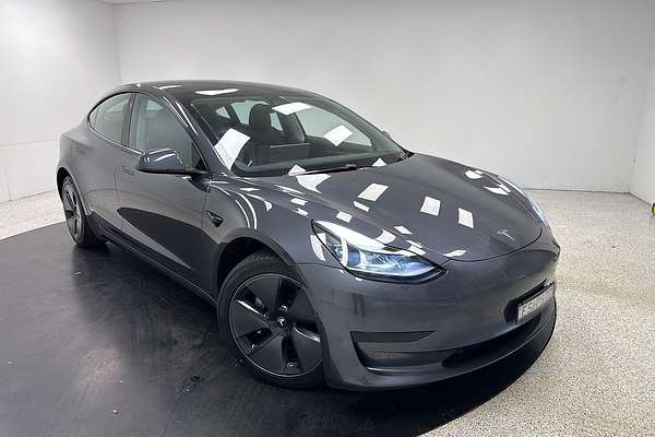 2022 Tesla Model 3 Rear-Wheel Drive