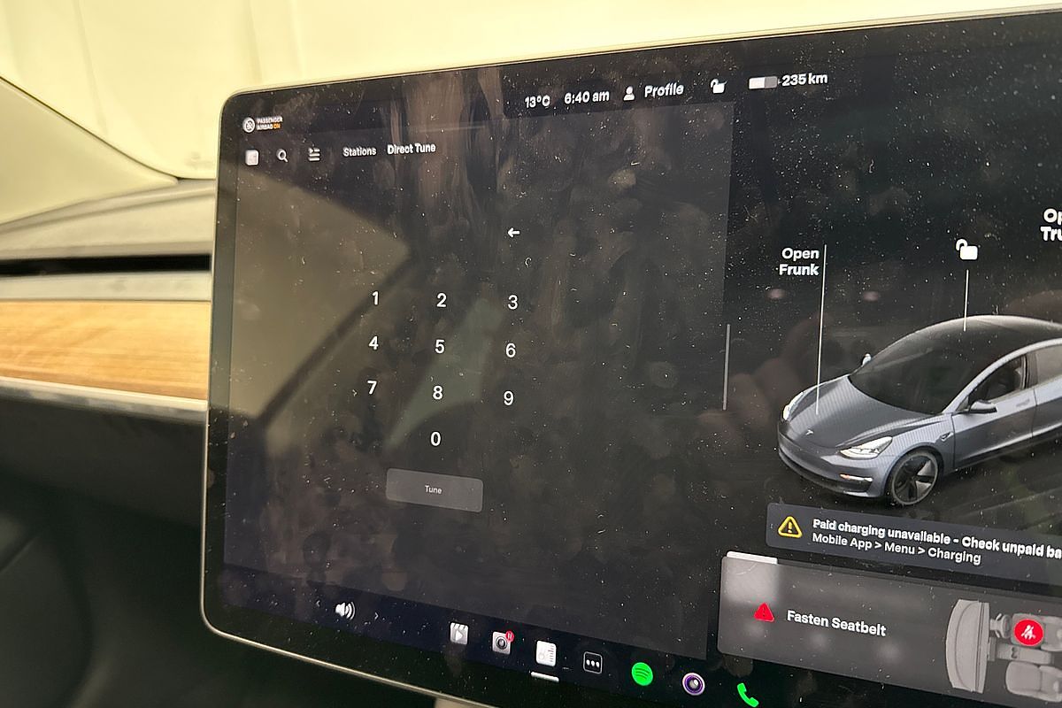 2022 Tesla Model 3 Rear-Wheel Drive