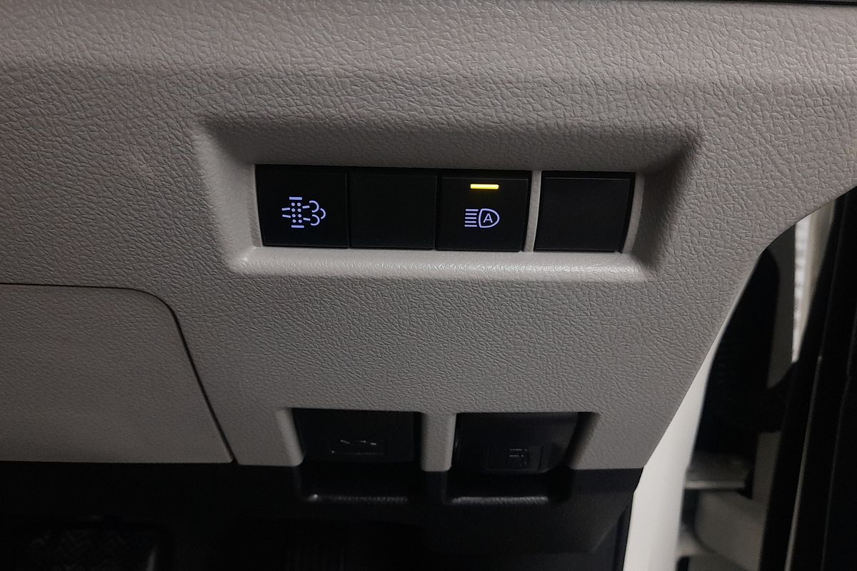 2020 Toyota Hiace GDH300R LWB