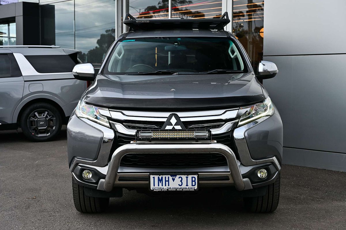 2017 Mitsubishi Pajero Sport GLX QE