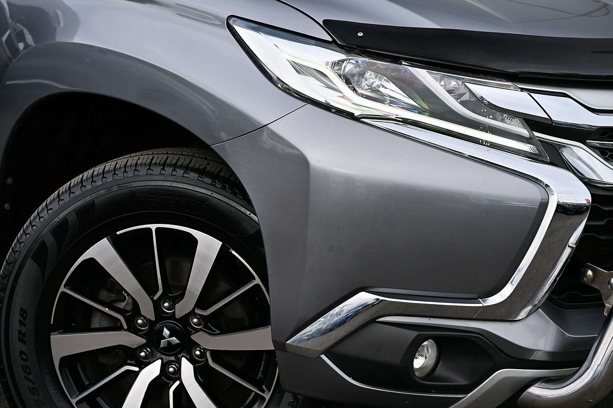 2017 Mitsubishi Pajero Sport GLX QE