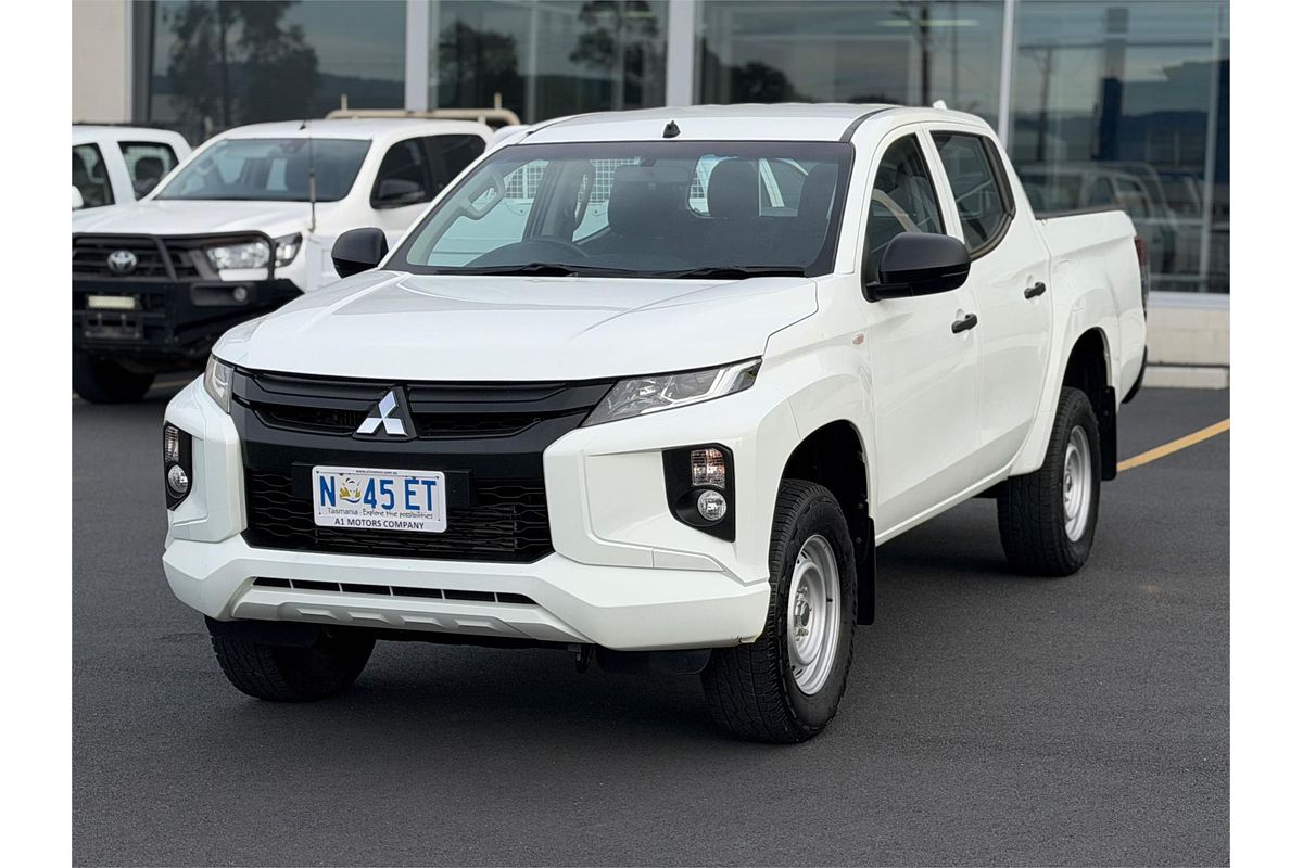 2018 Mitsubishi Triton GLX MR 4X4
