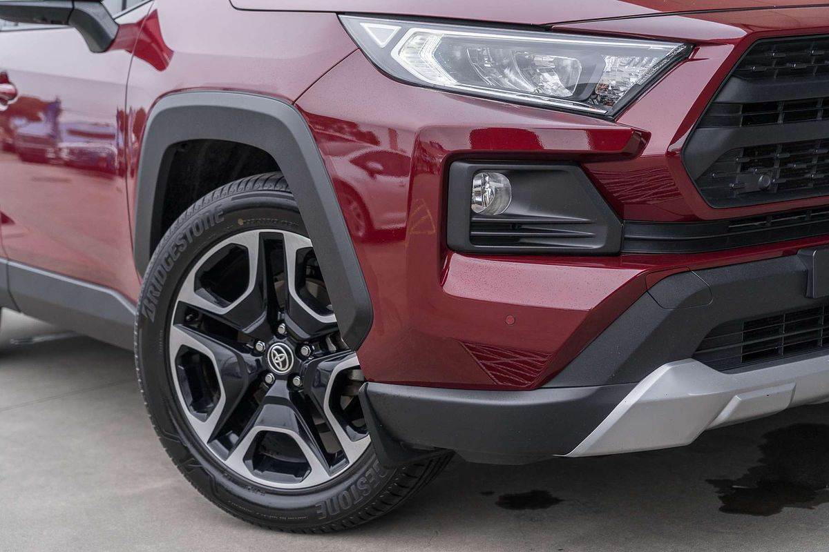 2020 Toyota RAV4 Edge AXAA54R