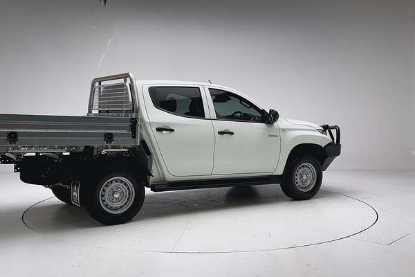 2023 Mitsubishi Triton GLX MR 4X4 thumb-2