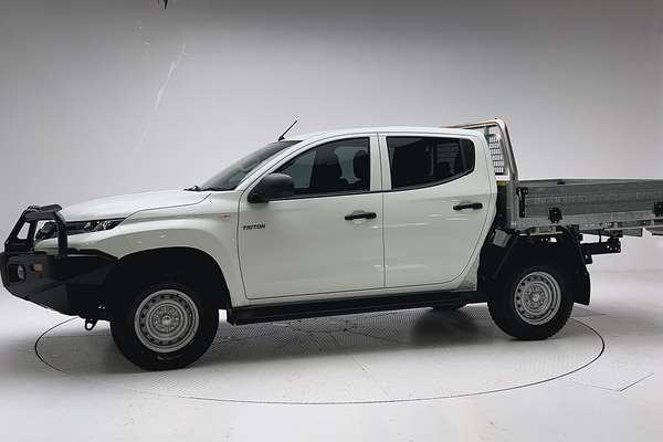 2023 Mitsubishi Triton GLX MR 4X4 thumb-6