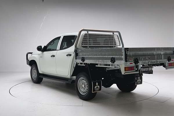 2023 Mitsubishi Triton GLX MR 4X4 thumb-8