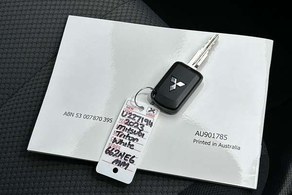 2023 Mitsubishi Triton GLX MR 4X4 thumb-21