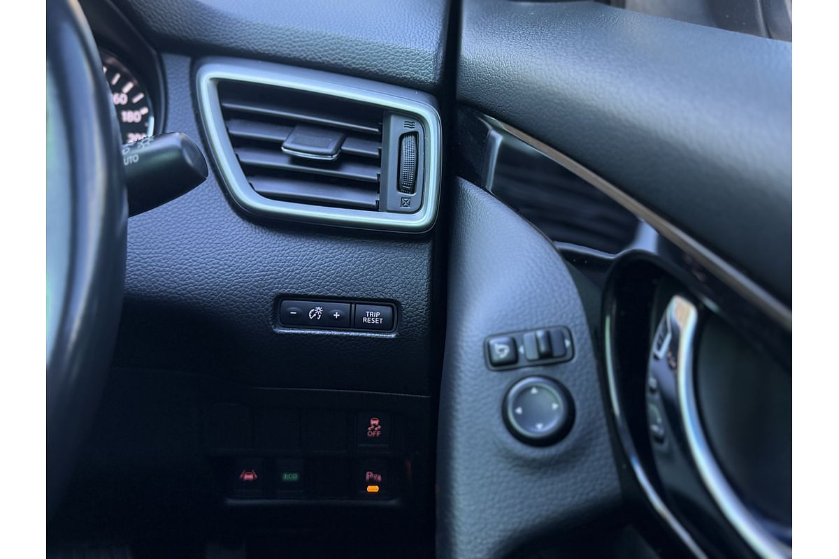 2015 Nissan QASHQAI Ti J11