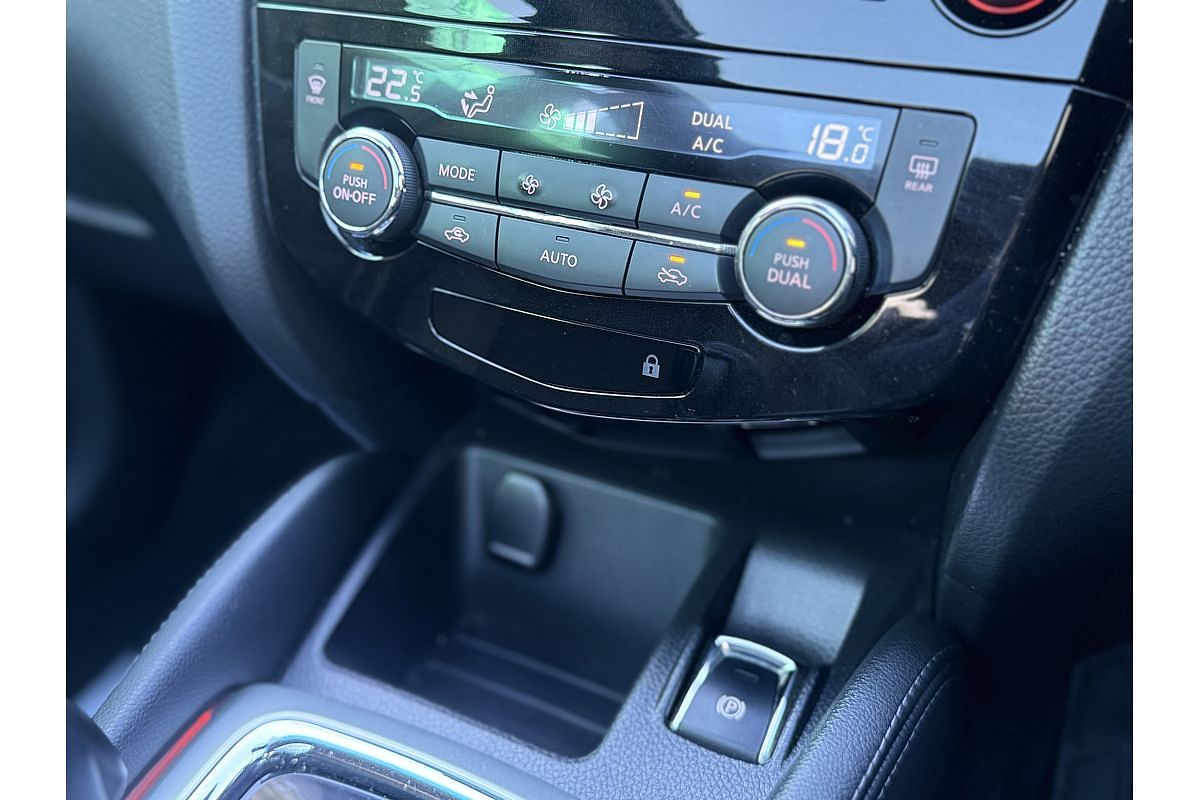 2015 Nissan QASHQAI Ti J11