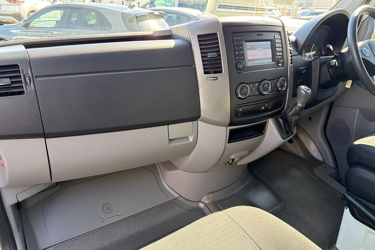 2013 Mercedes-Benz Sprinter 316CDI NCV3 Rear Wheel Drive MWB