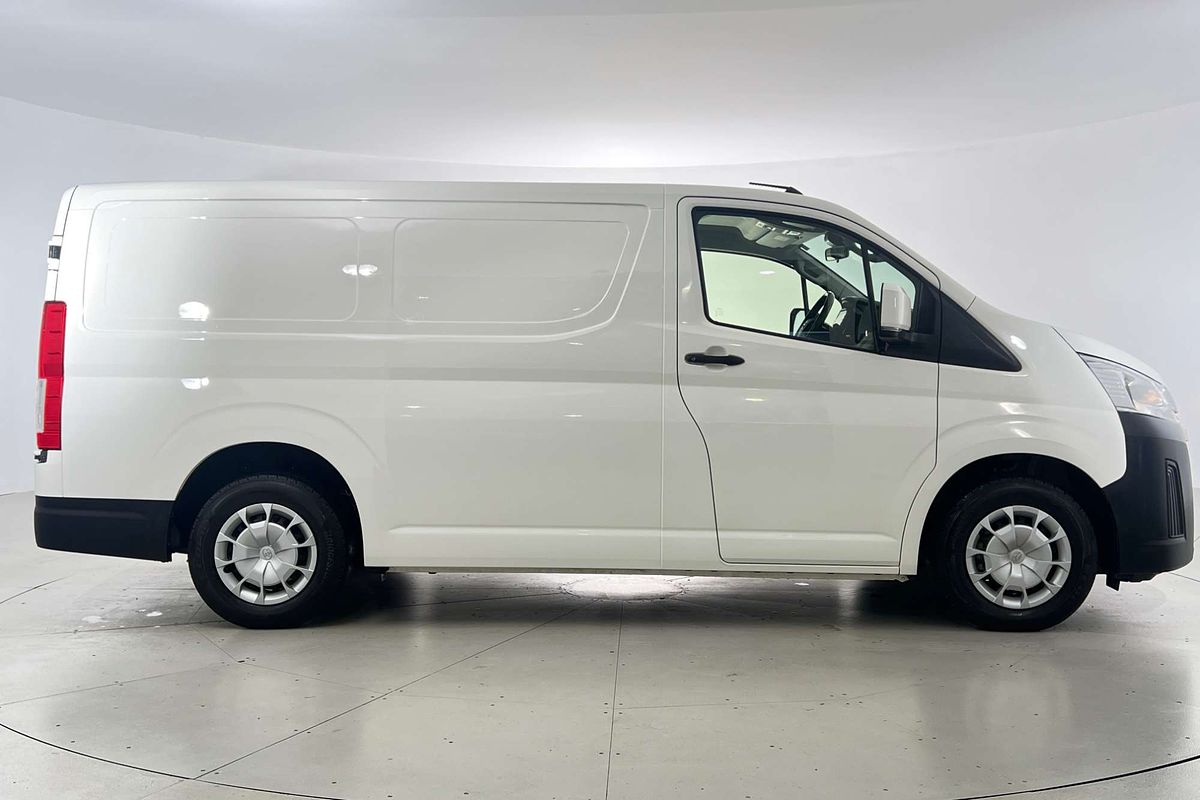 2023 Toyota Hiace Van LWB 2.8L T Diesel Automatic GDH300R
