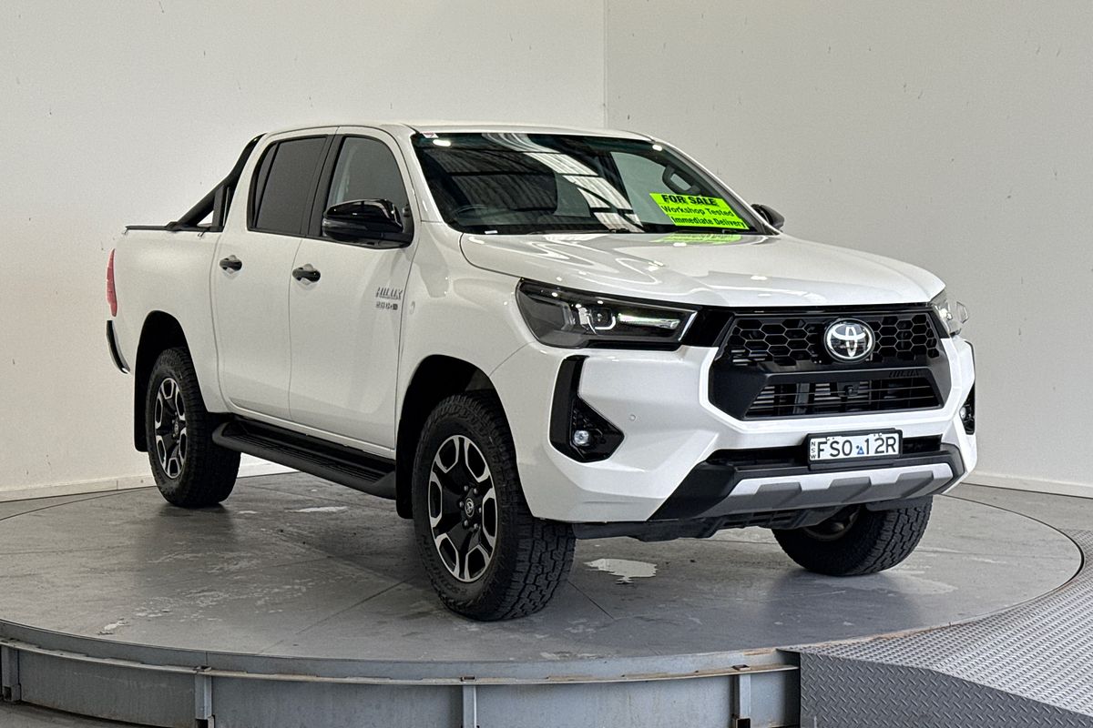 2023 Toyota Hilux SR5 GUN126R 4X4