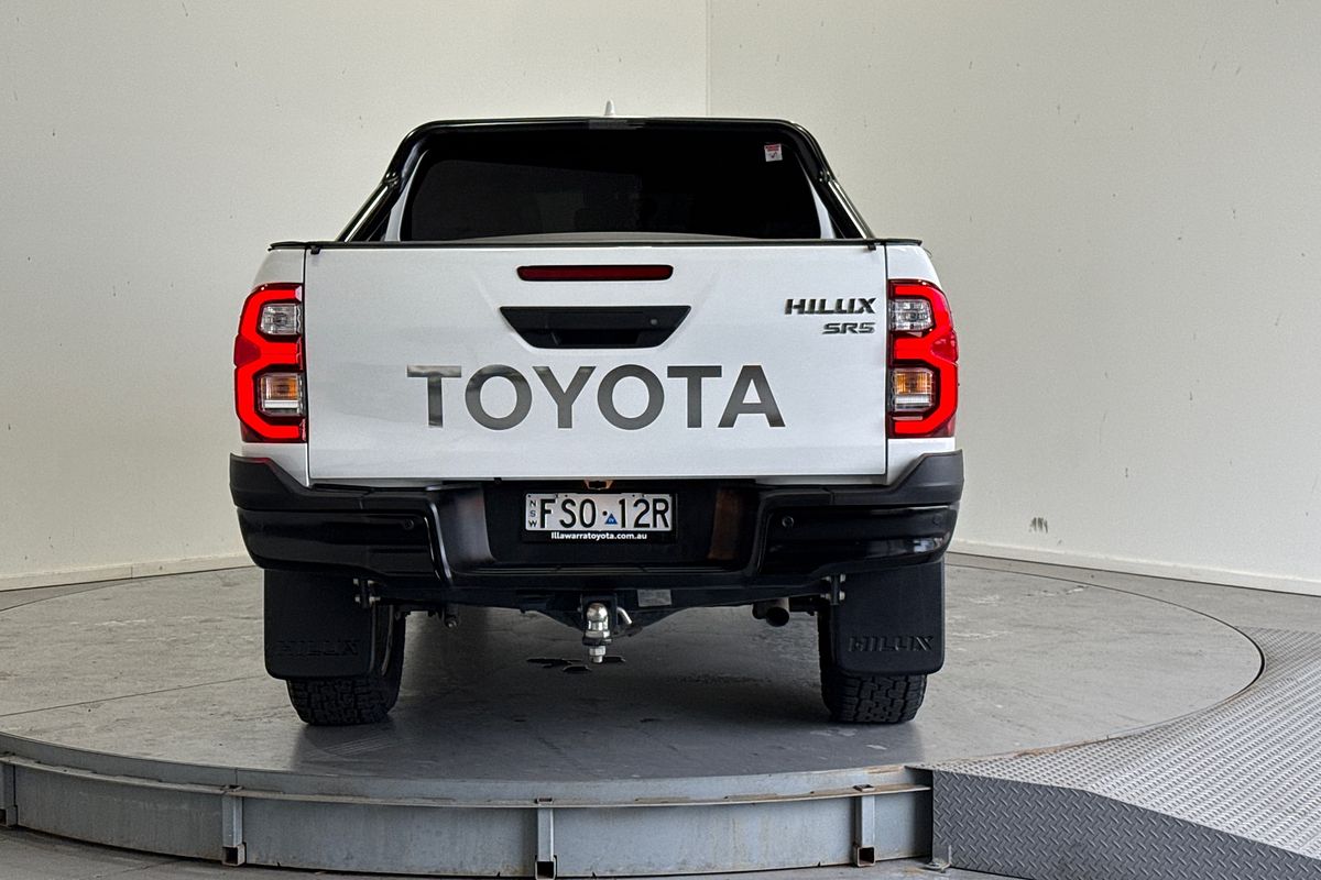 2023 Toyota Hilux SR5 GUN126R 4X4