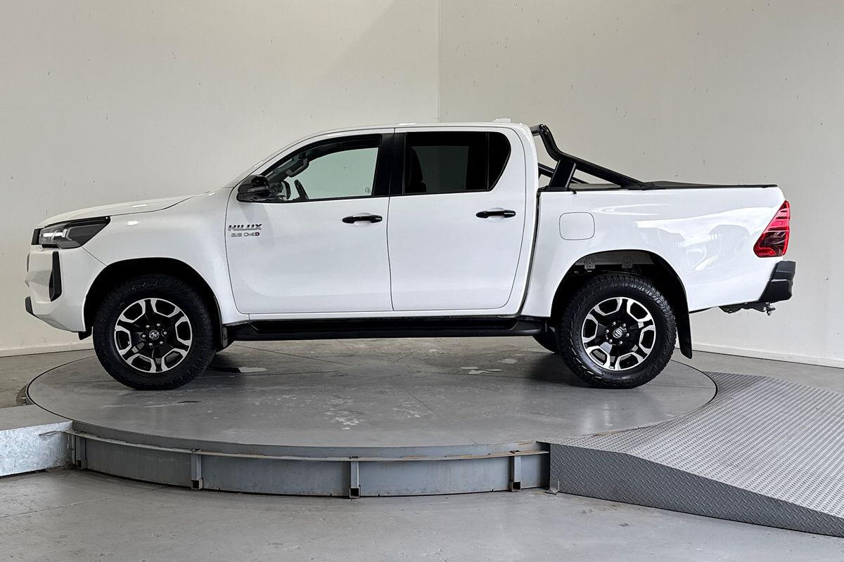 2023 Toyota Hilux SR5 GUN126R 4X4