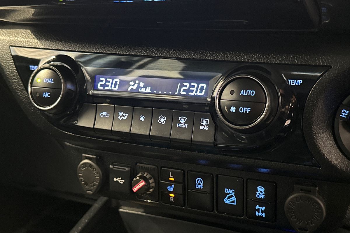 2023 Toyota Hilux SR5 GUN126R 4X4