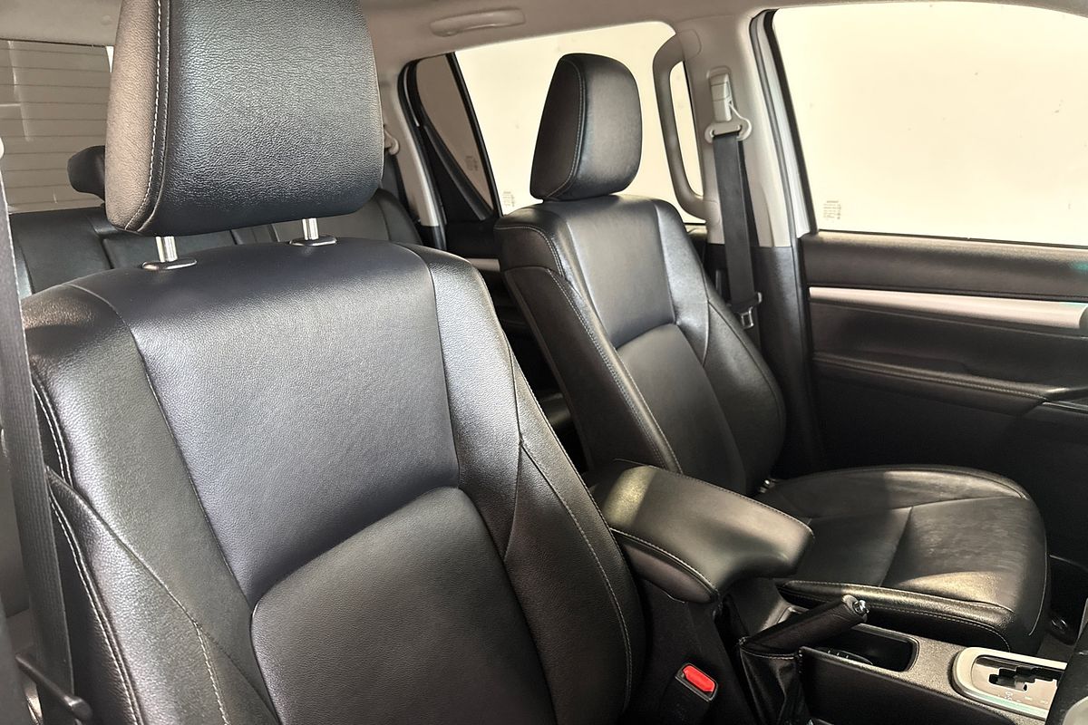 2023 Toyota Hilux SR5 GUN126R 4X4