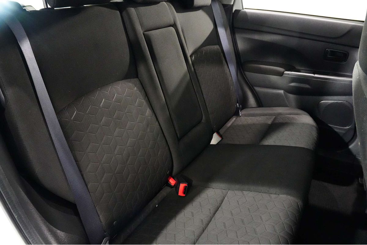 2019 Mitsubishi ASX ES XC
