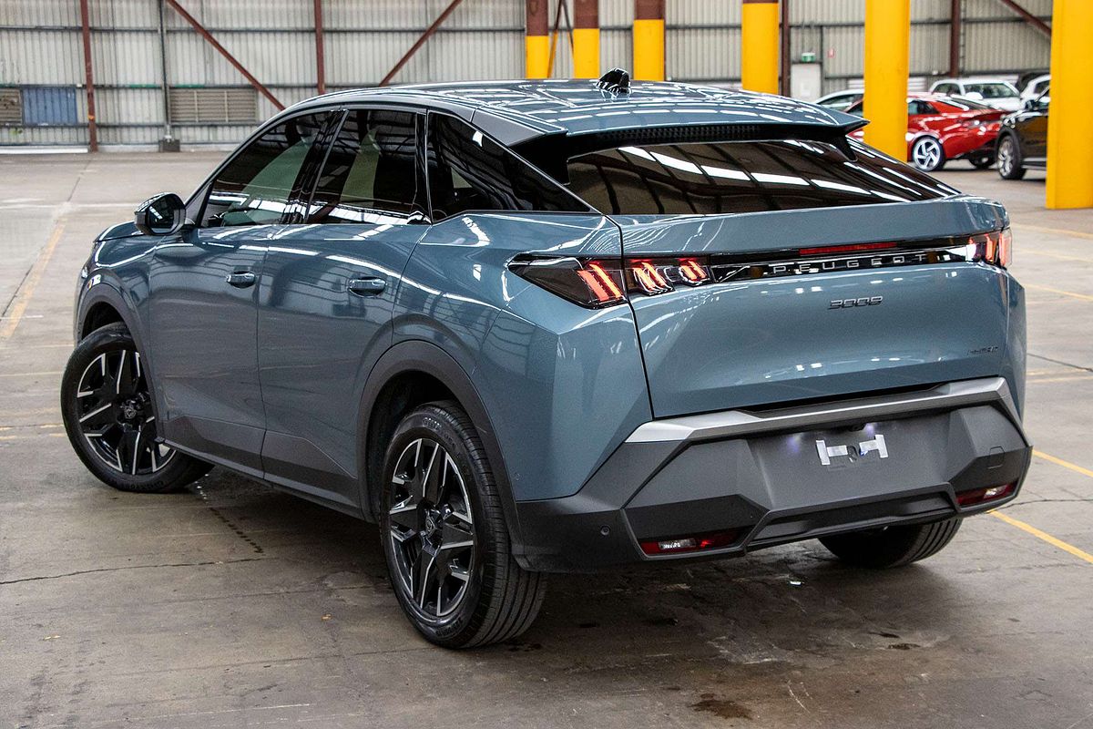 2025 Peugeot 3008 Allure Hybrid P64