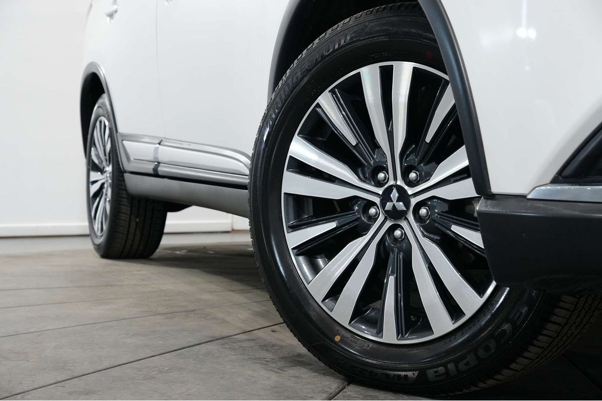 2018 Mitsubishi Outlander ES ADAS ZL