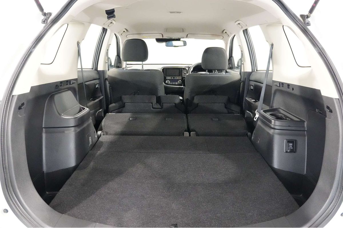 2018 Mitsubishi Outlander ES ADAS ZL