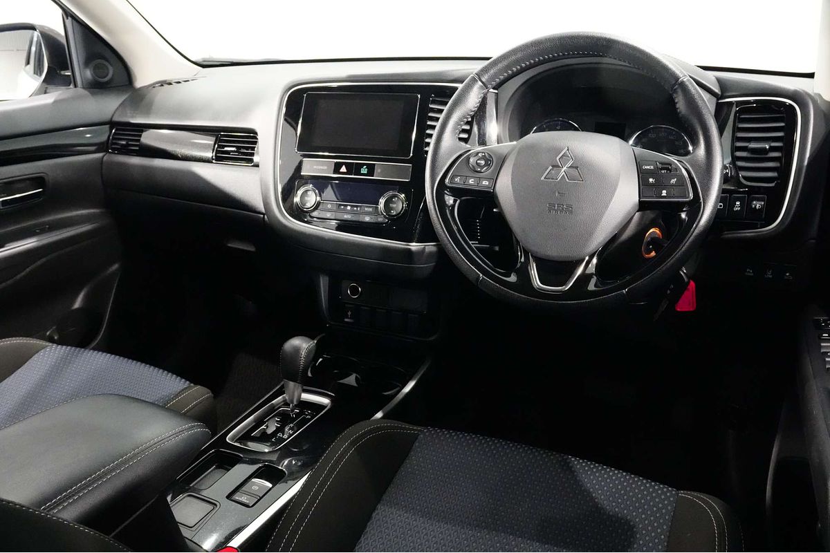 2018 Mitsubishi Outlander ES ADAS ZL