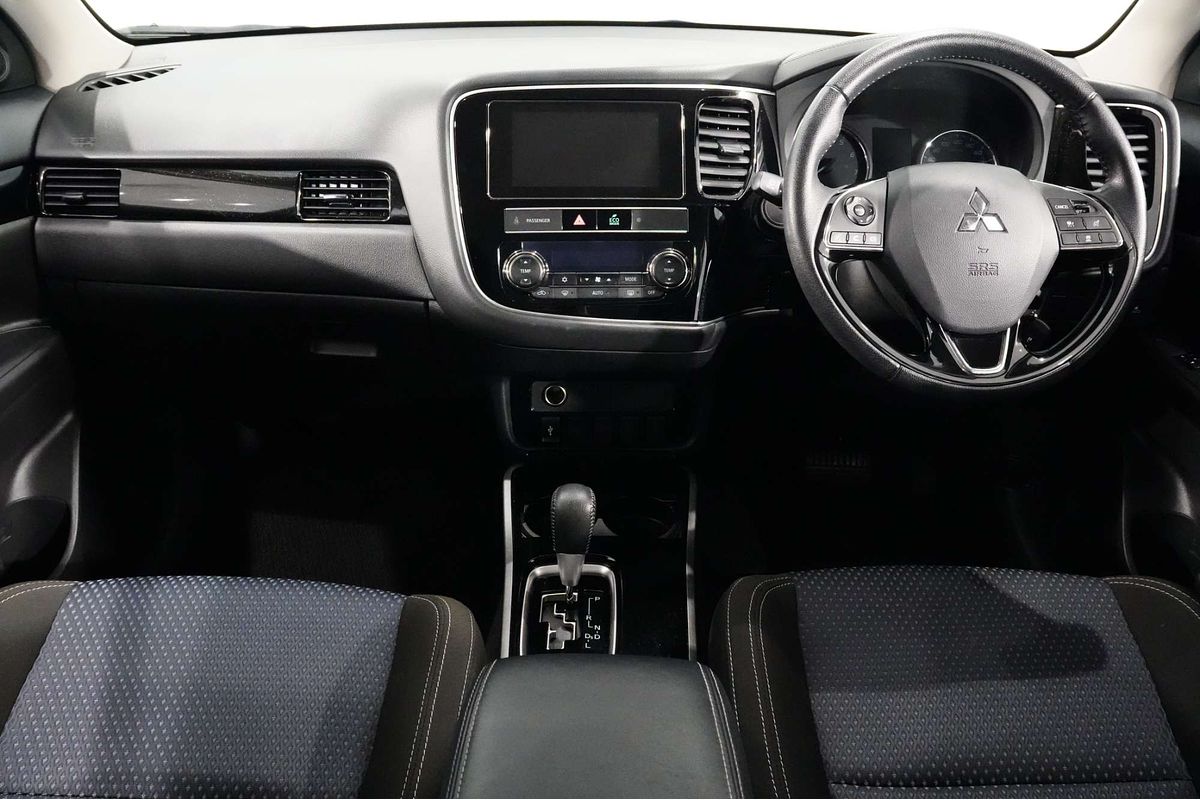 2018 Mitsubishi Outlander ES ADAS ZL