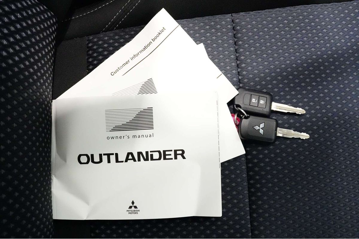 2018 Mitsubishi Outlander ES ADAS ZL