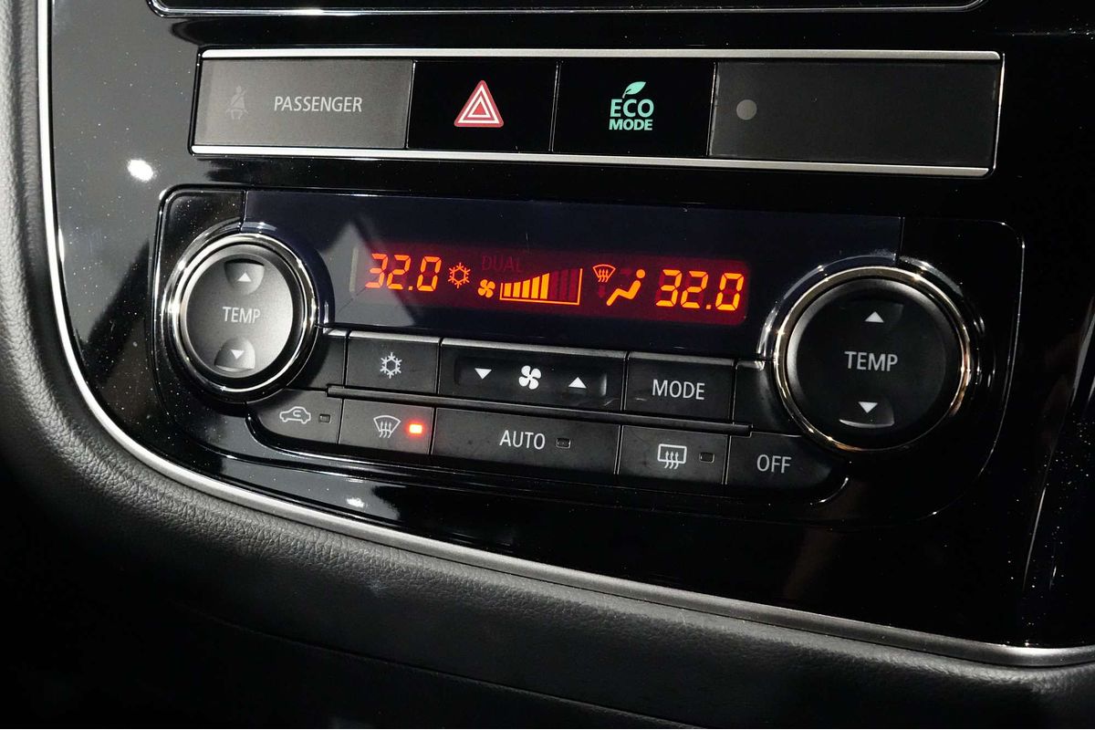 2018 Mitsubishi Outlander ES ADAS ZL