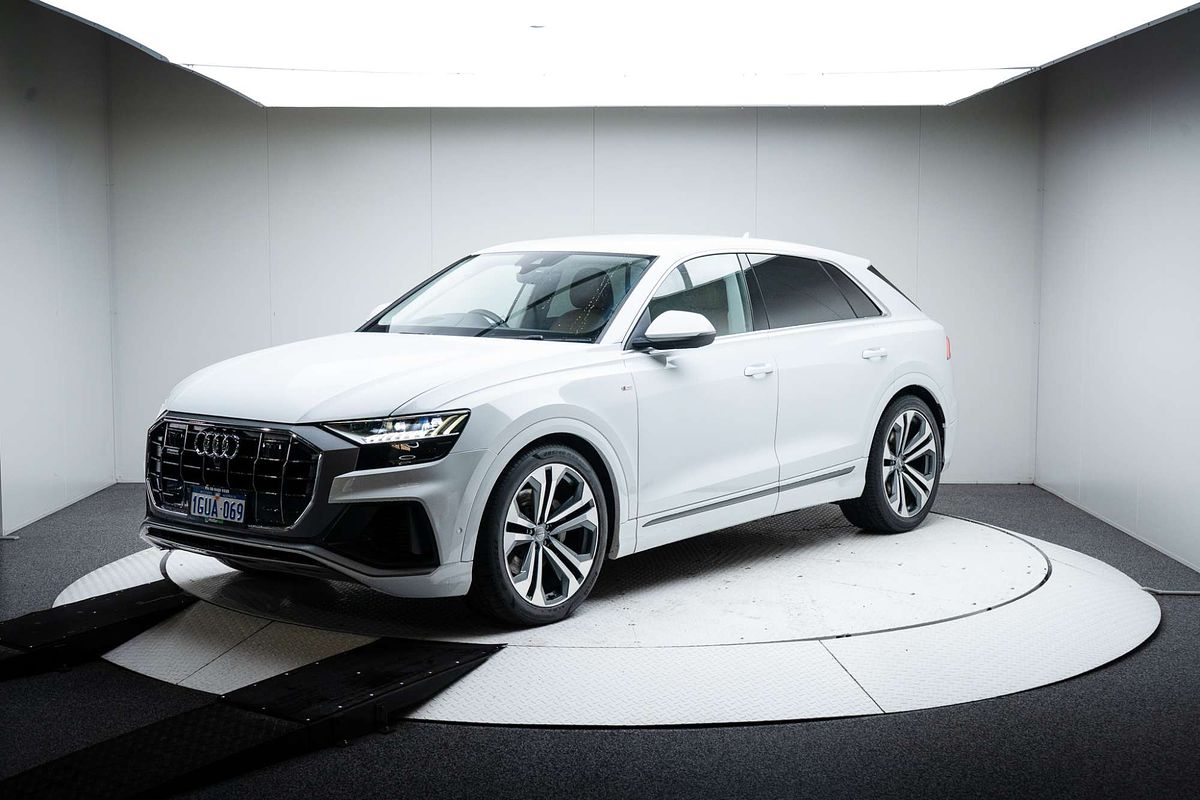 2019 Audi Q8 55 TFSI F1