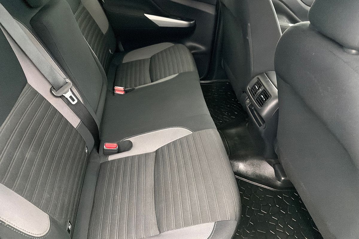 2023 Nissan Navara ST-X D23 4X4