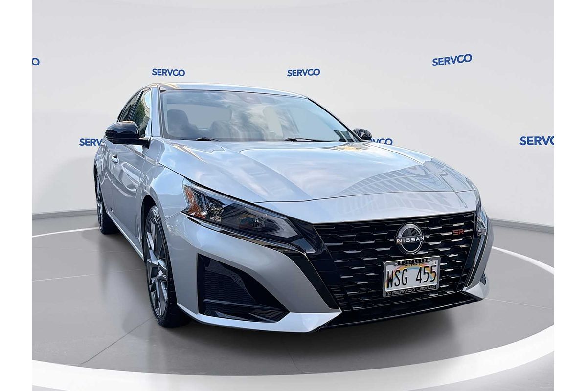 2023 Nissan Altima 2.0 SR