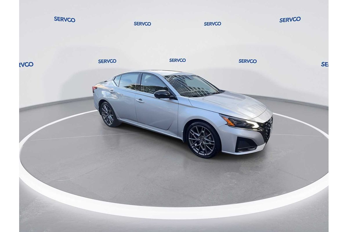 2023 Nissan Altima 2.0 SR