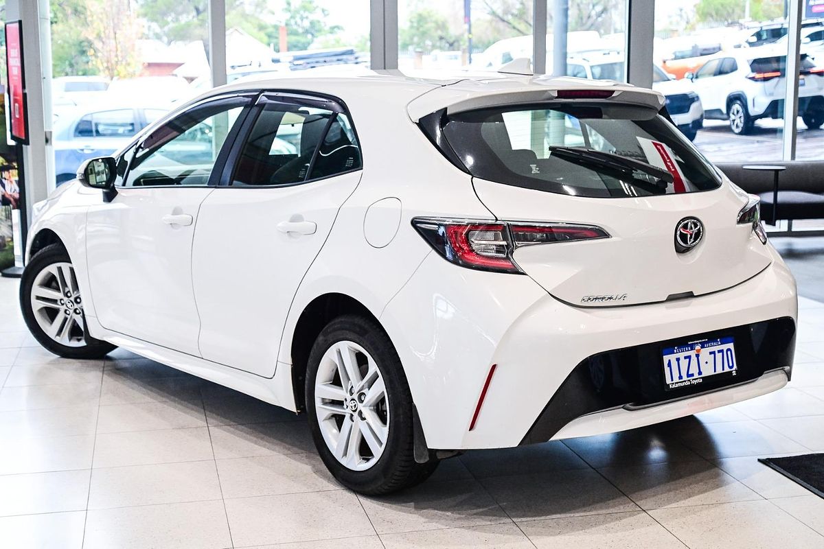 2018 Toyota Corolla Ascent Sport MZEA12R