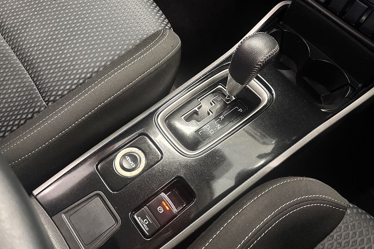 2019 Mitsubishi Outlander ES ADAS ZL