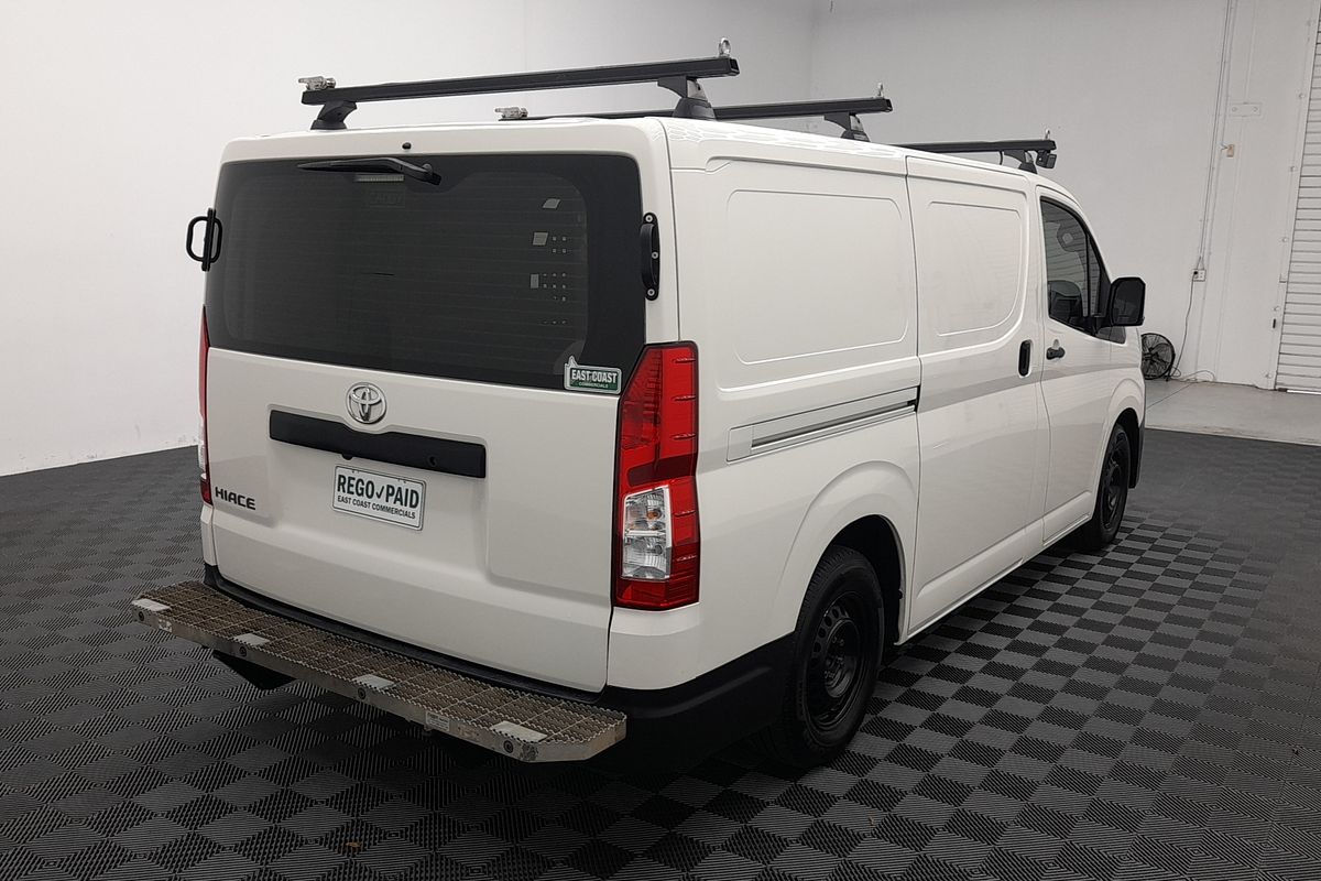 2022 Toyota Hiace GDH300R LWB