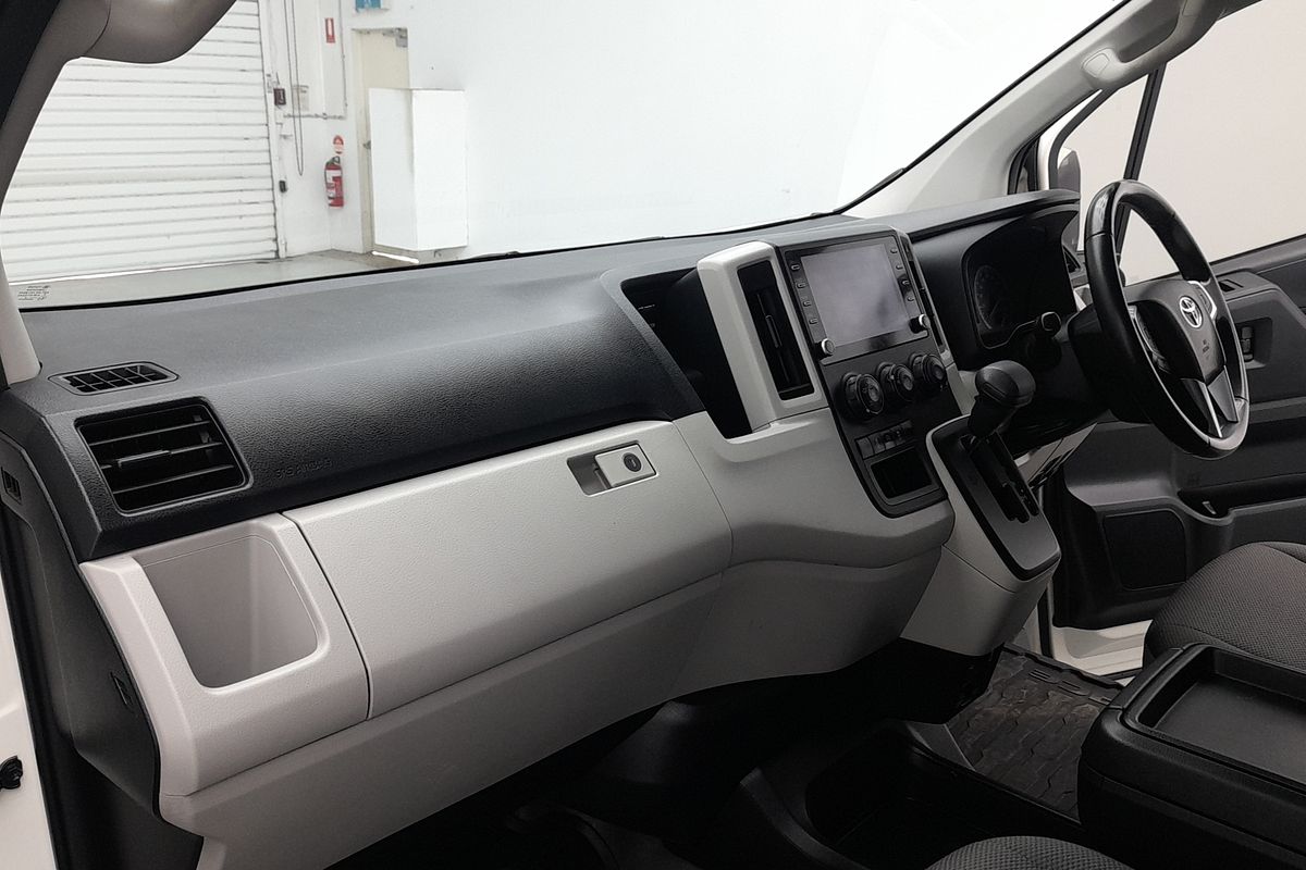 2022 Toyota Hiace GDH300R LWB