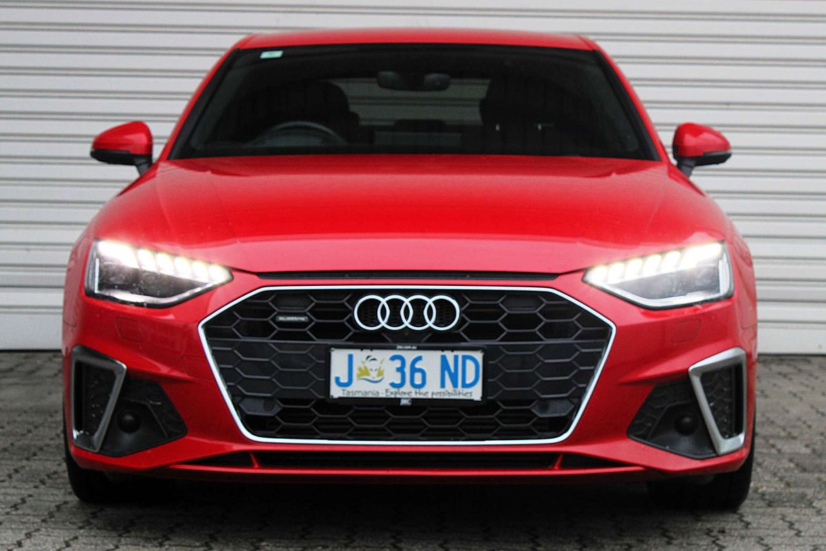 2020 Audi A4 45 TFSI S line B9