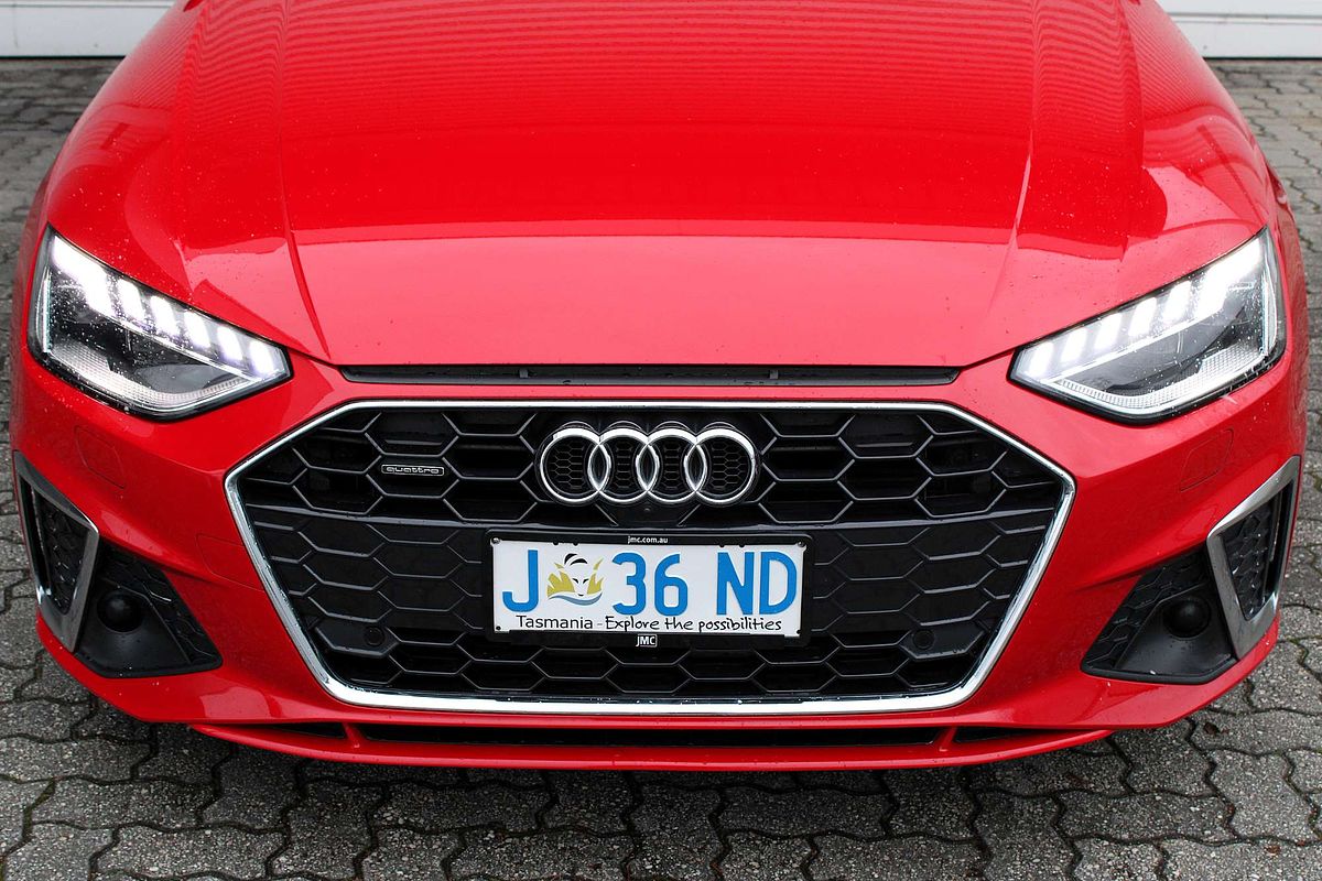 2020 Audi A4 45 TFSI S line B9