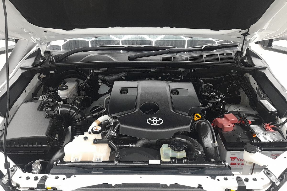 2020 Toyota Hilux SR GUN126R 4X4