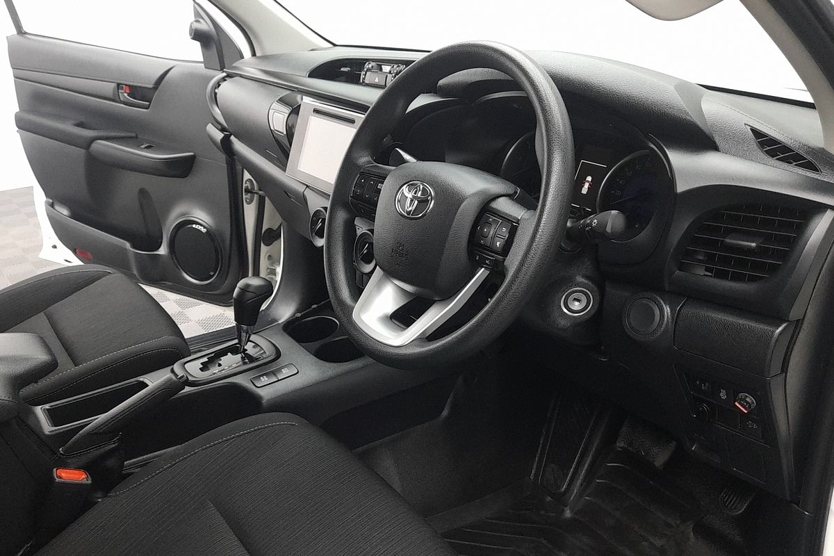 2020 Toyota Hilux SR GUN126R 4X4
