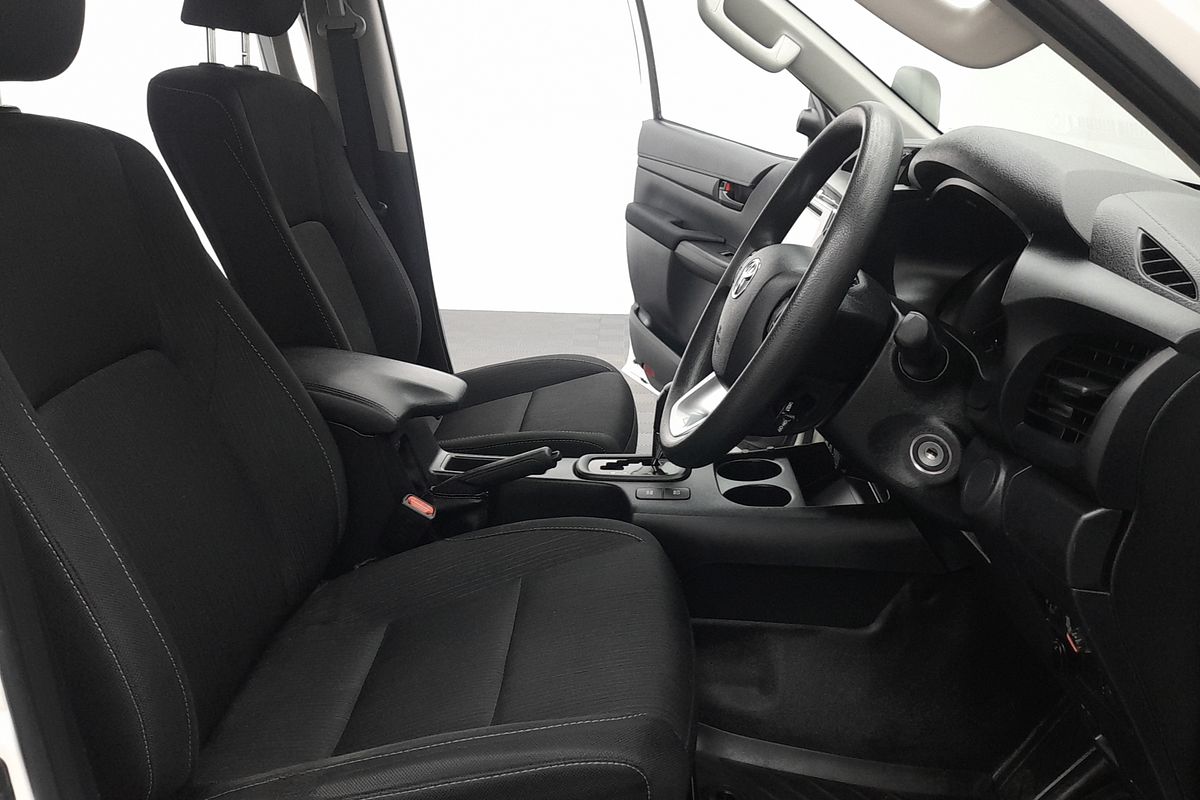 2020 Toyota Hilux SR GUN126R 4X4