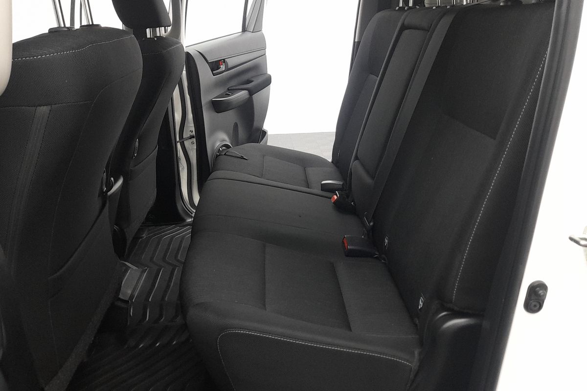 2020 Toyota Hilux SR GUN126R 4X4