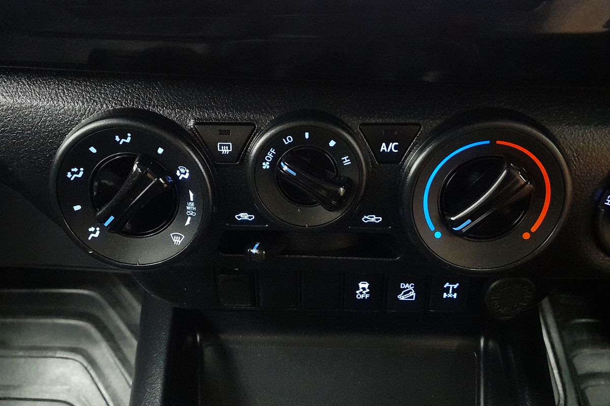 2020 Toyota Hilux SR GUN126R 4X4