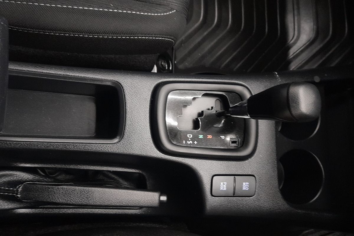 2020 Toyota Hilux SR GUN126R 4X4