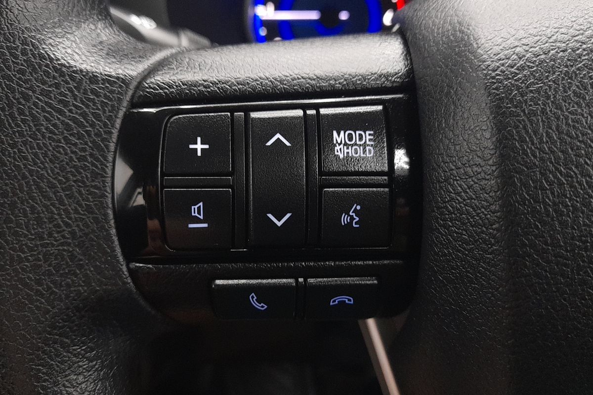2020 Toyota Hilux SR GUN126R 4X4