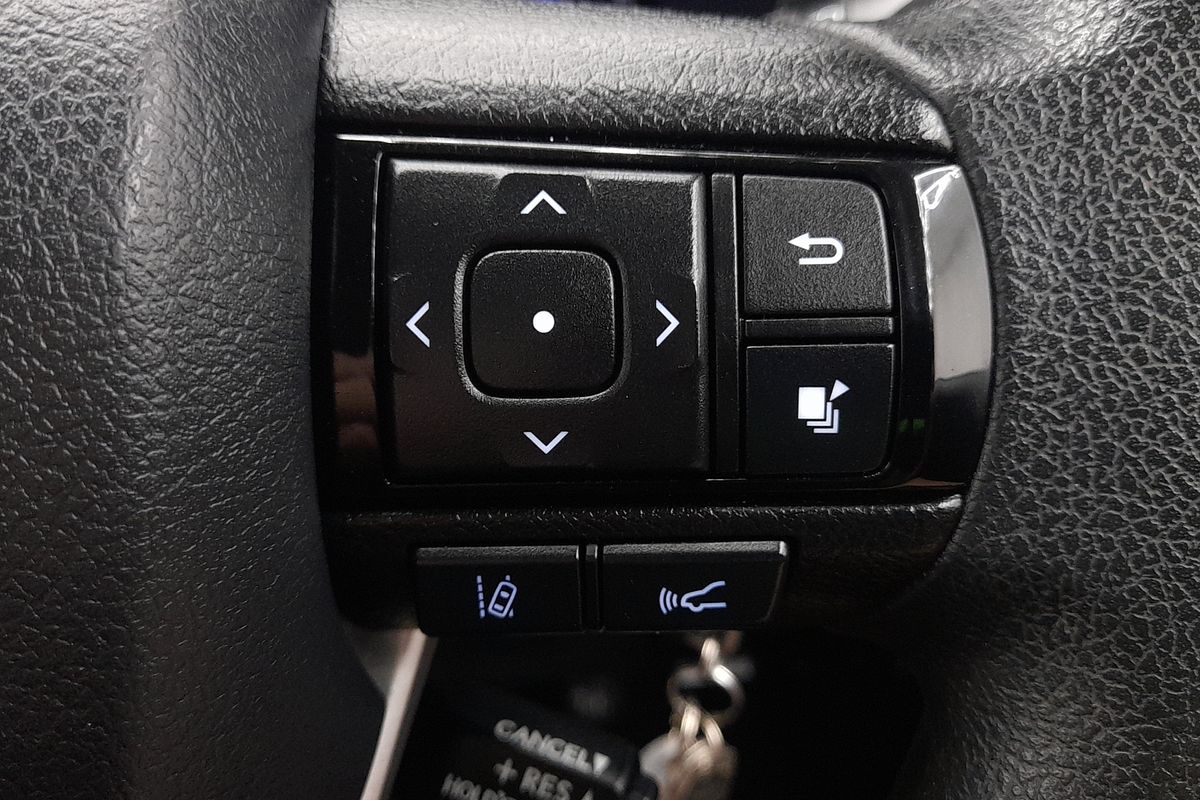 2020 Toyota Hilux SR GUN126R 4X4