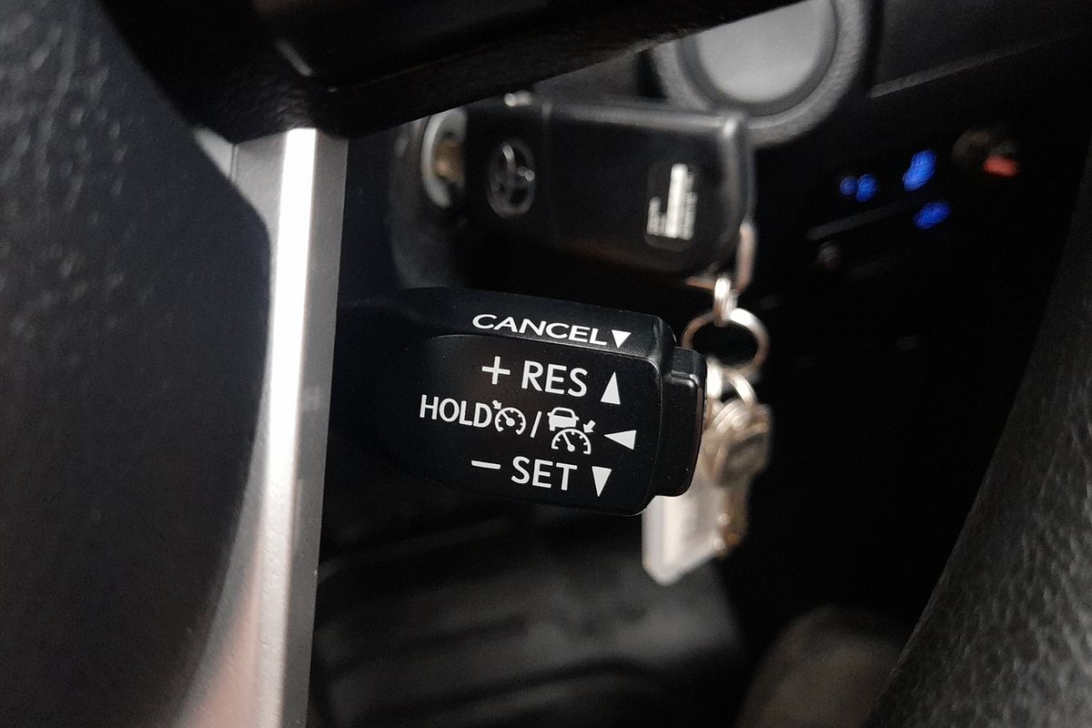 2020 Toyota Hilux SR GUN126R 4X4