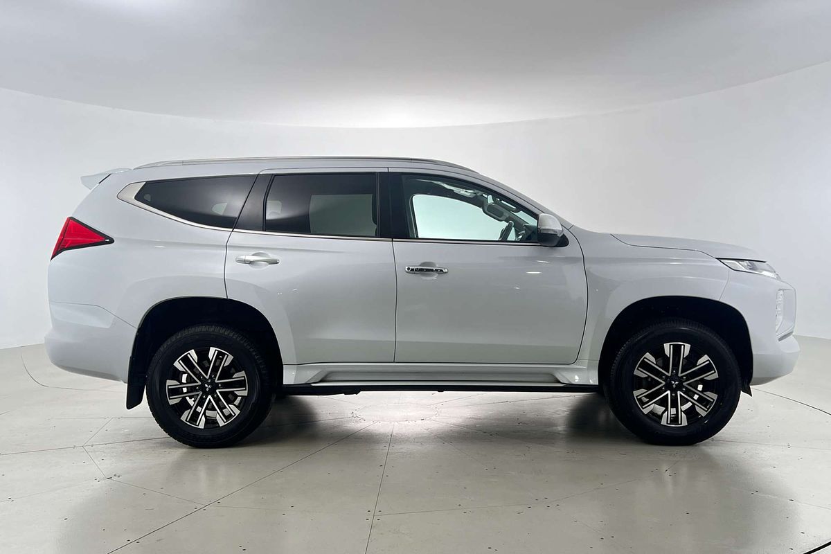 2023 Mitsubishi Pajero Sport GLS QF