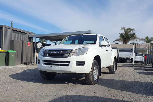 2015 Isuzu D-MAX SX High Ride Rear Wheel Drive